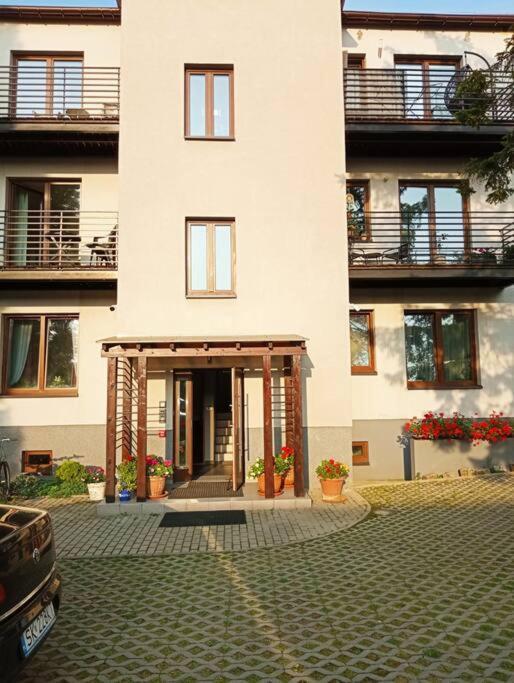 Urocze Studio 7 Z Parkingiem Kattowitz Exterior foto
